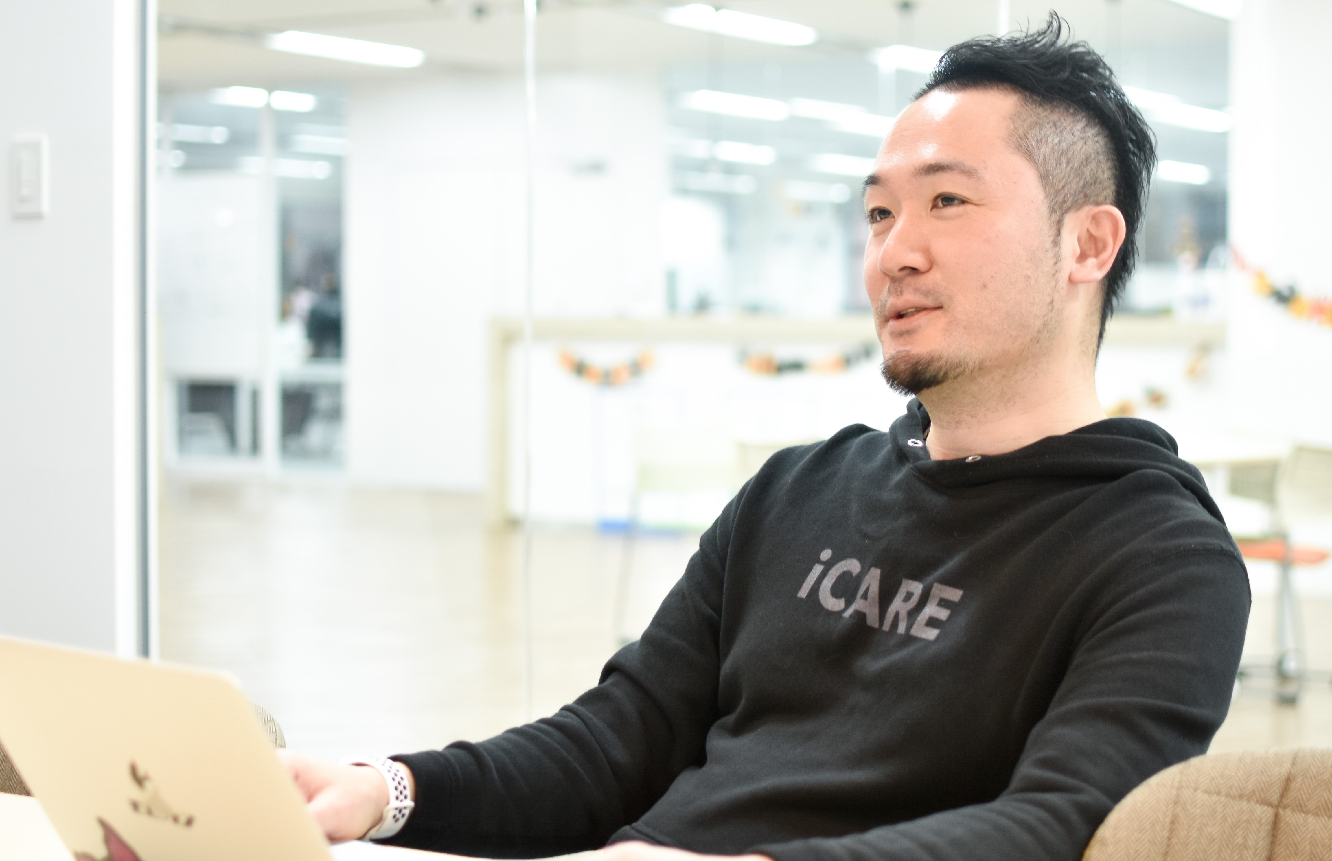 インタビュー中の石野様②